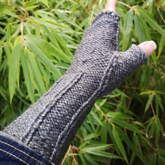 Snowflake Obsidian Inside Out Fingerless Gloves Mitten Handmade in Canada - Picture 1 of 7